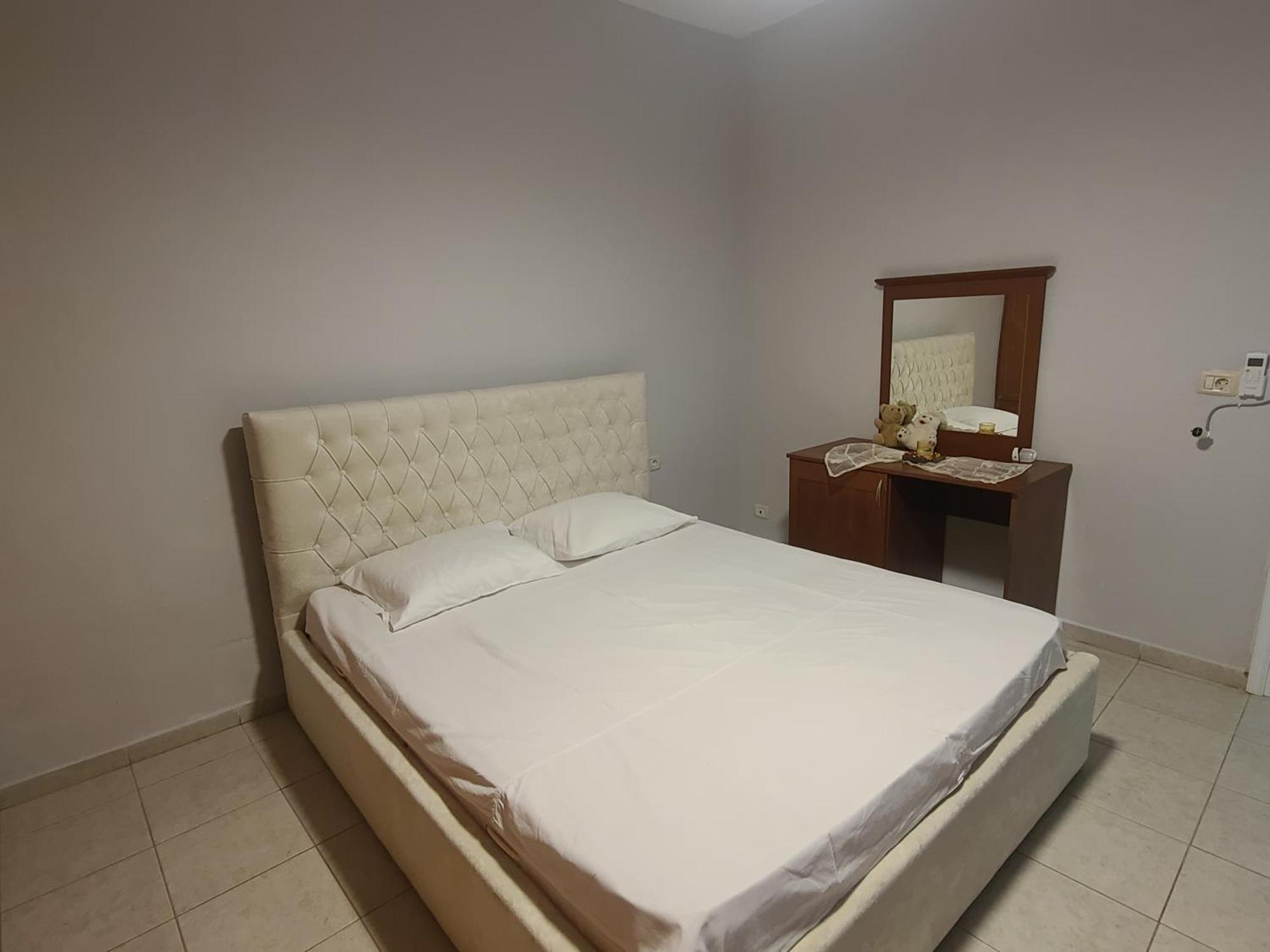 Hillside Garden Apartament Sarande Phòng bức ảnh
